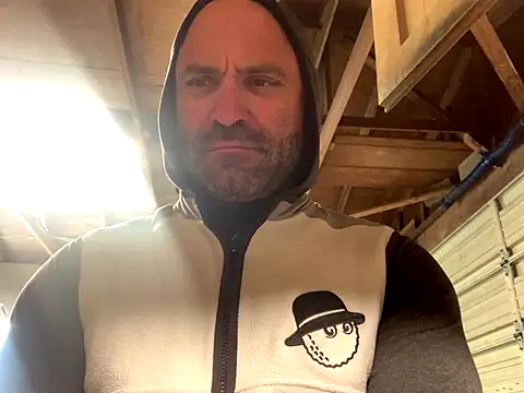 Snapshot of calimeatstick chatting on January 6, 2026, 7:39 pm calimeatstick online show from January 6, 2026, 7:39 pm