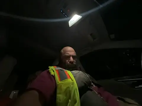 Snapshot of calimeatstick chatting on April 6, 2026, 12:50 pm calimeatstick online show from April 6, 2026, 12:50 pm