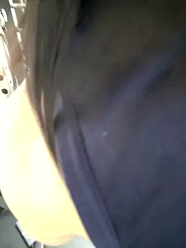 Snapshot of SADKOREAN chatting on April 15, 2026, 5:14 am SADKOREAN online show from April 15, 2026, 5:14 am