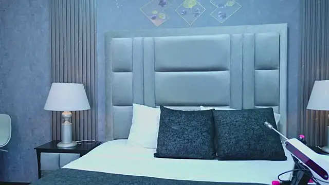 Snapshot of VioletFroost chatting on January 17, 2026, 7:28 pm VioletFroost online show from January 17, 2026, 7:28 pm