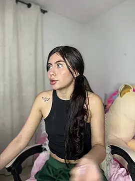 Stormi th online show from March 26, 2026, 3:23 am