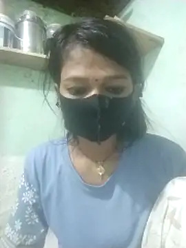 Snapshot of Miss__soniya106 chatting on May 8, 2026, 12:27 am Miss soniya106 online show from May 8, 2026, 12:27 am
