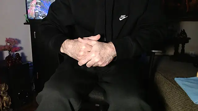 Snapshot of EspanolVato chatting on January 17, 2026, 11:41 pm EspanolVato online show from January 17, 2026, 11:41 pm