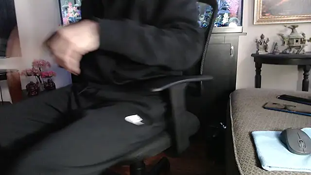 Snapshot of EspanolVato chatting on February 4, 2026, 10:36 pm EspanolVato online show from February 4, 2026, 10:36 pm