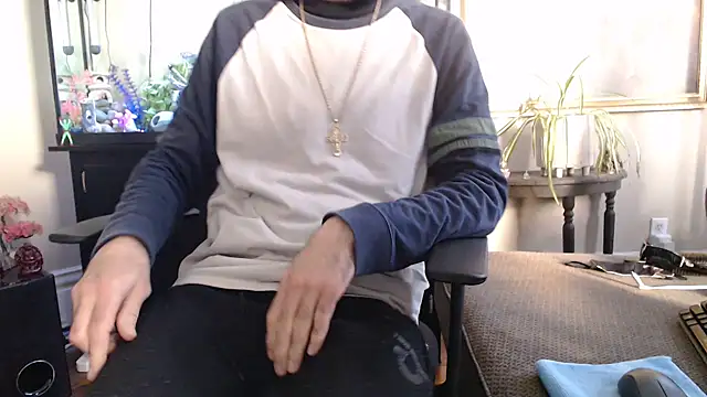 Snapshot of EspanolVato chatting on February 25, 2026, 10:19 pm EspanolVato online show from February 25, 2026, 10:19 pm