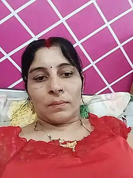 Snapshot of Hot_ree85 chatting on July 18, 2026, 12:31 pm Hot ree85 online show from July 18, 2026, 12:31 pm