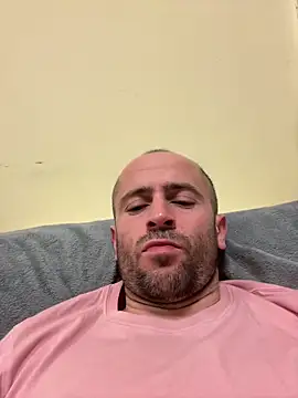 Snapshot of Majestik1 chatting on January 5, 2026, 8:56 pm Majestik1 online show from January 5, 2026, 8:56 pm