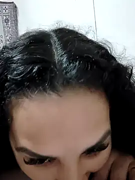 Larissinha015 online show from January 12, 2026, 2:50 am