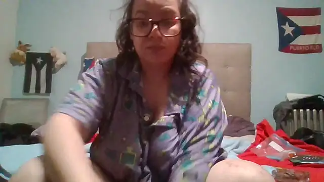 Snapshot of bellakay19 chatting on June 1, 2026, 6:26 am bellakay19 online show from June 1, 2026, 6:26 am