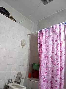 darkgodessone online show from February 5, 2026, 2:05 am