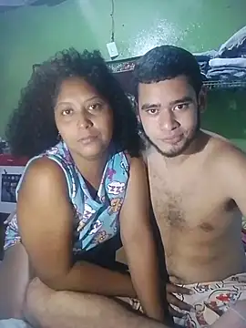 Snapshot of Isabel_and_Heckler chatting on January 6, 2026, 10:23 pm Isabel and Heckler online show from January 6, 2026, 10:23 pm