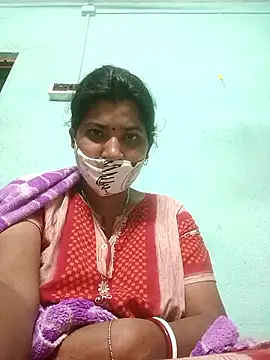 Snapshot of Monisha9876 chatting on January 7, 2026, 11:45 am Monisha9876 online show from January 7, 2026, 11:45 am