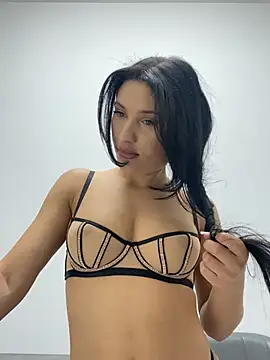 Marialove221 online show from February 13, 2026, 7:32 pm