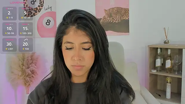 Sussan Monroe online show from March 23, 2026, 12:25 am