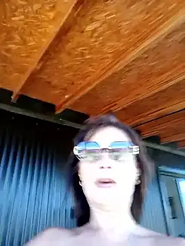 Snapshot of Danatetas chatting on February 7, 2026, 2:54 pm Danatetas online show from February 7, 2026, 2:54 pm