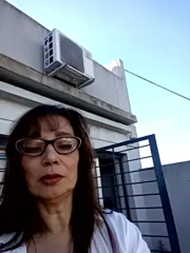 Danatetas online show from April 19, 2026, 3:00 pm