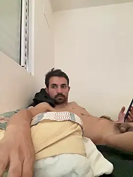 Snapshot of vinihfeh chatting on February 19, 2026, 6:37 pm vinihfeh online show from February 19, 2026, 6:37 pm