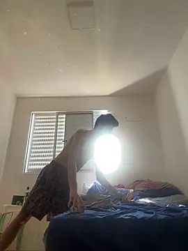 Snapshot of vinihfeh chatting on April 7, 2026, 1:44 pm vinihfeh online show from April 7, 2026, 1:44 pm