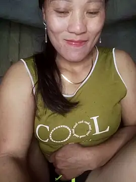 Snapshot of Piu_18 chatting on May 3, 2026, 1:33 am Piu 18 online show from May 3, 2026, 1:33 am