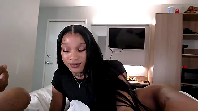 blasiandolee online show from January 7, 2026, 4:37 am