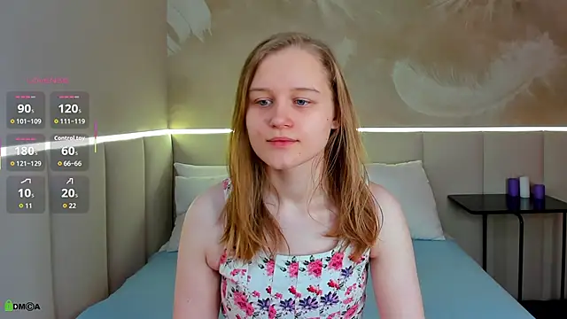 ArtsyMaree online show from January 11, 2026, 1:43 am