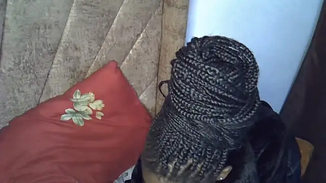 smily sophia online show from January 13, 2026, 8:36 pm