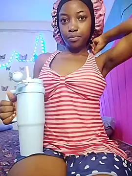 smily sophia online show from April 14, 2026, 10:43 am