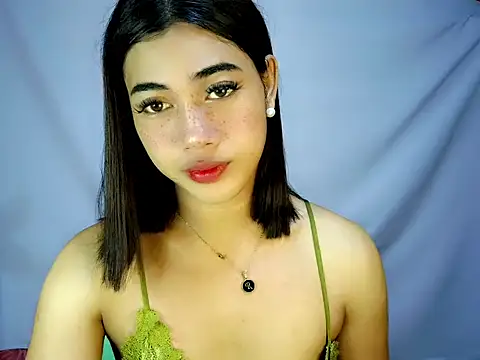 Snapshot of Margalona_ chatting on July 5, 2026, 2:57 pm Margalona online show from July 5, 2026, 2:57 pm
