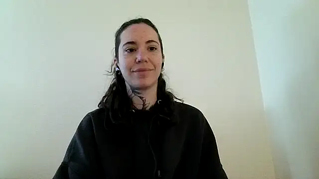 Snapshot of Dirty_Pink chatting on March 10, 2026, 9:36 am Dirty Pink online show from March 10, 2026, 9:36 am