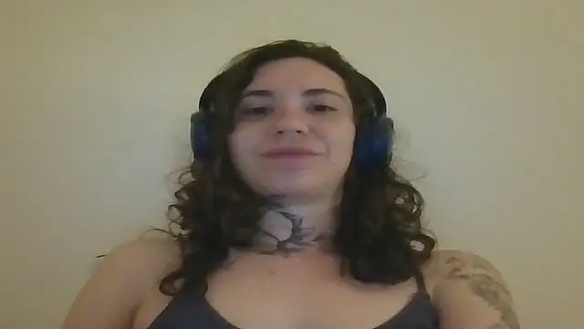 Snapshot of Dirty_Pink chatting on March 10, 2026, 9:42 pm Dirty Pink online show from March 10, 2026, 9:42 pm