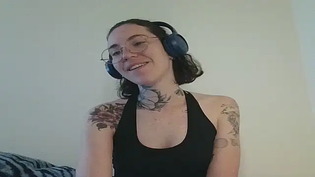 Snapshot of Dirty_Pink chatting on March 26, 2026, 9:37 am Dirty Pink online show from March 26, 2026, 9:37 am