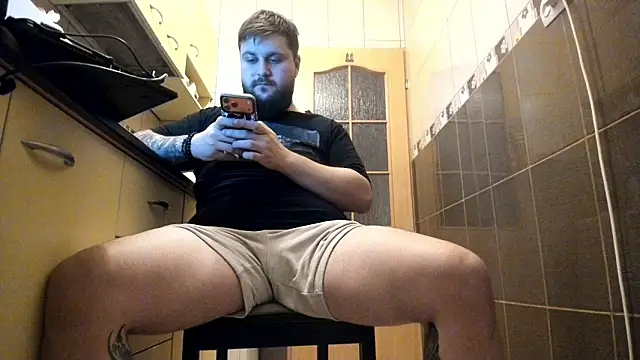 ashtondel online show from March 3, 2026, 2:39 am