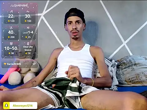 Snapshot of alexx_23cm chatting on July 8, 2026, 5:28 pm alexx 23cm online show from July 8, 2026, 5:28 pm