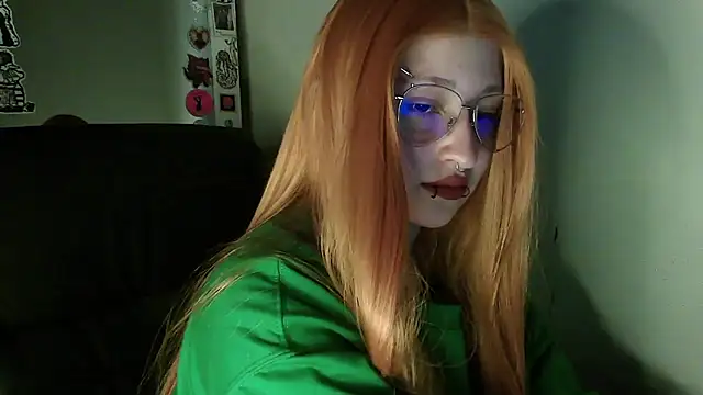 Snapshot of Aoidandelion chatting on March 11, 2026, 11:55 pm Aoidandelion online show from March 11, 2026, 11:55 pm