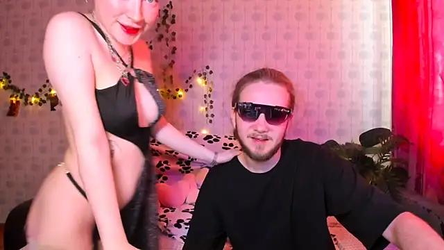 Snapshot of swiity_room_ chatting on May 10, 2026, 2:11 pm swiity room online show from May 10, 2026, 2:11 pm
