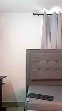 saray reesee online show from February 26, 2026, 4:28 pm