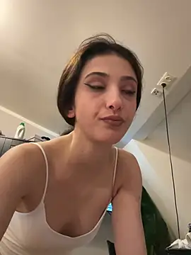 HotKittenx online show from May 14, 2026, 11:00 pm