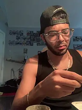 Snapshot of PRBoricua787 chatting on June 18, 2026, 6:01 pm PRBoricua787 online show from June 18, 2026, 6:01 pm