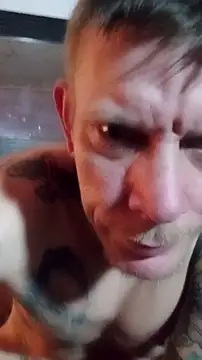 Der Schoene Penis online show from March 11, 2026, 3:23 am