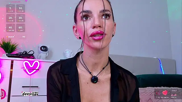 Devvil2222 online show from April 5, 2026, 6:32 am