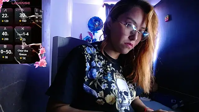 Velvet Moon33 online show from March 21, 2026, 10:13 pm