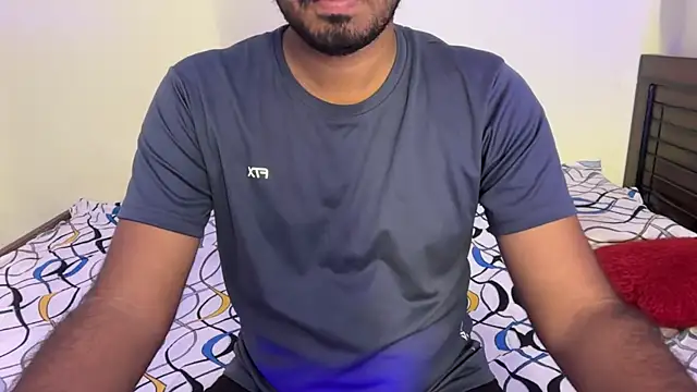 Snapshot of Ruthless_guyy chatting on April 18, 2026, 6:45 pm Ruthless guyy online show from April 18, 2026, 6:45 pm
