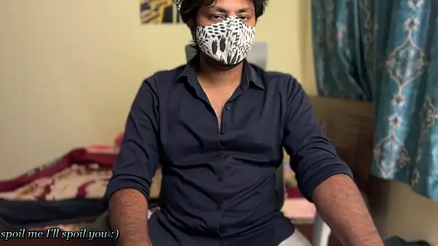 Snapshot of Ruthless_guyy chatting on May 11, 2026, 7:00 pm Ruthless guyy online show from May 11, 2026, 7:00 pm