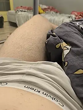 Slut18y online show from June 26, 2026, 1:10 am