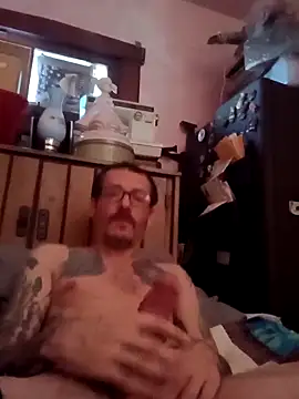 Snapshot of THUROBREED83 chatting on November 14, 2025, 6:06 pm THUROBREED83 online show from November 14, 2025, 6:06 pm