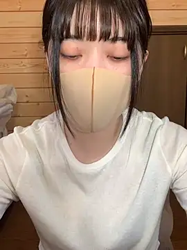 minami room online show from April 2, 2026, 5:27 am