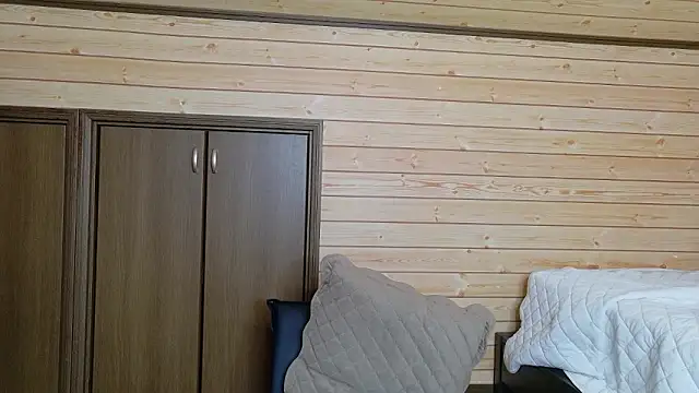 minami room online show from June 5, 2026, 5:36 am
