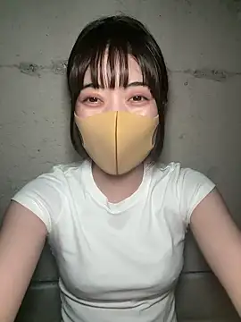 Snapshot of minami_room chatting on July 18, 2026, 12:53 pm minami room online show from July 18, 2026, 12:53 pm