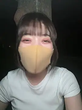 Snapshot of minami_room chatting on August 7, 2026, 12:40 pm minami room online show from August 7, 2026, 12:40 pm