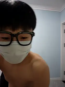 tinKKKKKKL online show from April 2, 2026, 1:20 pm